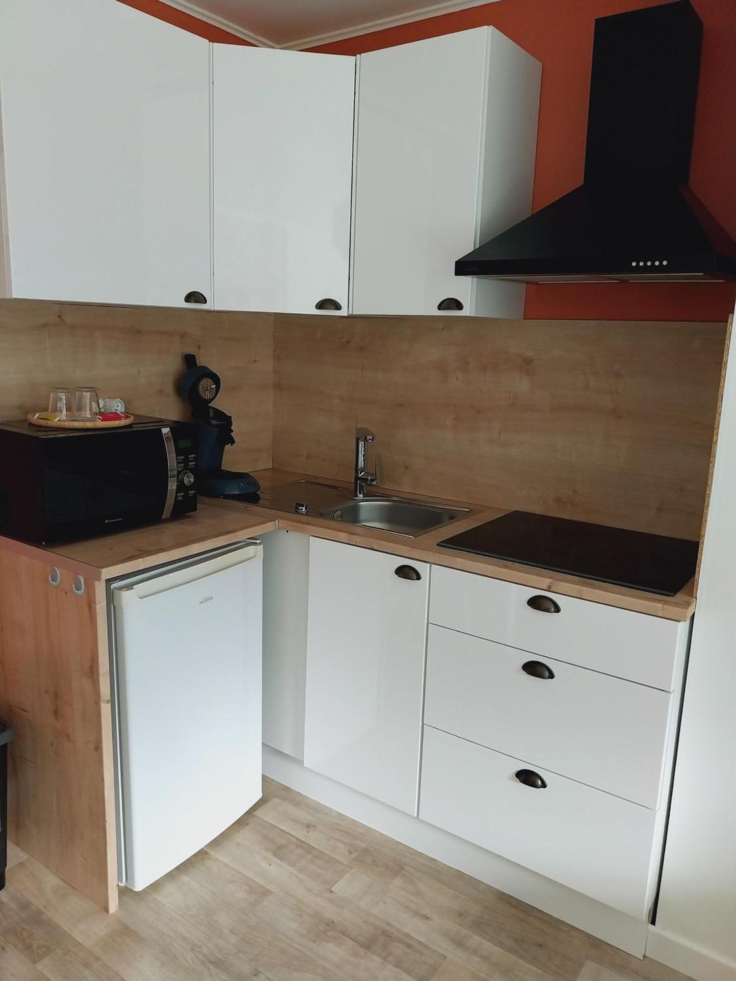 Superbe Grand Studio Tout Confort Avec Exterieur Poussan Εξωτερικό φωτογραφία